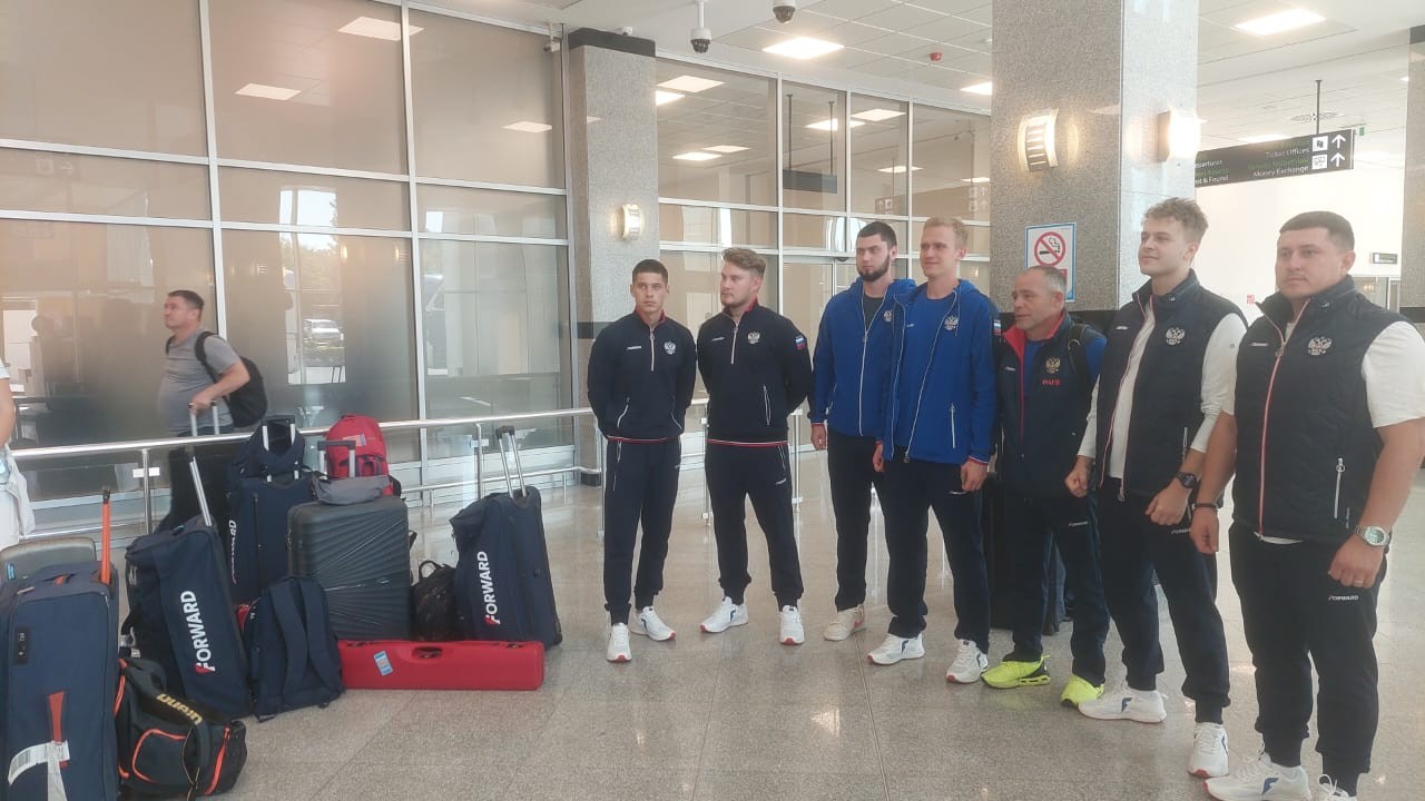 Rusiya nümayəndə heyəti Gəncəyə gəldi - FOTOLAR